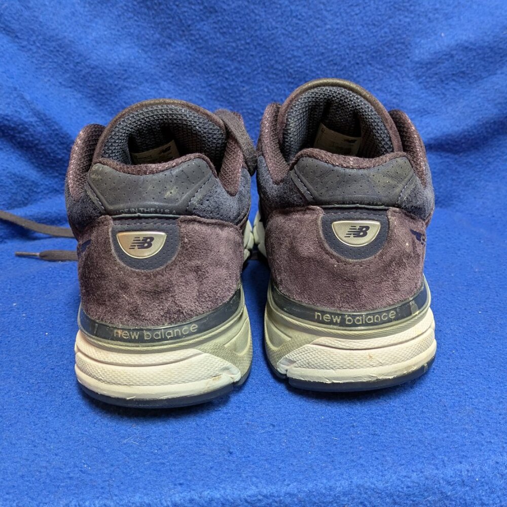 New Balance men's athletic shoes 990v4 Running Course - Picture 3 of 8